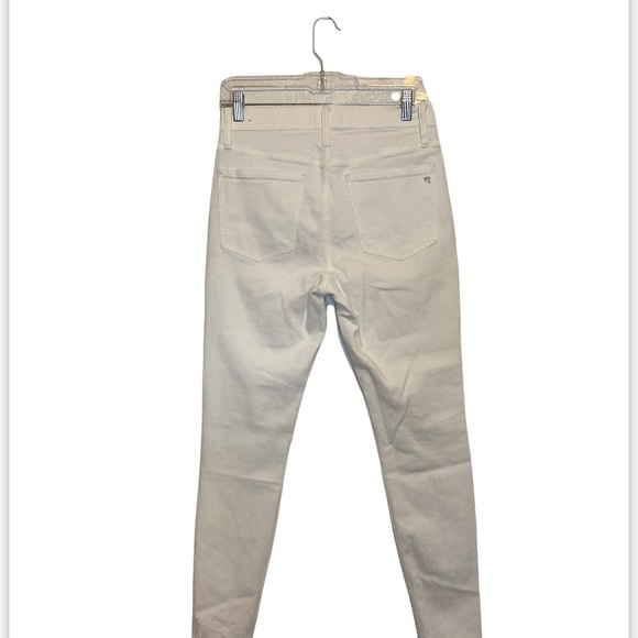 Madewell 9” Highrise Skinny Jeans in Pure White - Picture 3 of 7